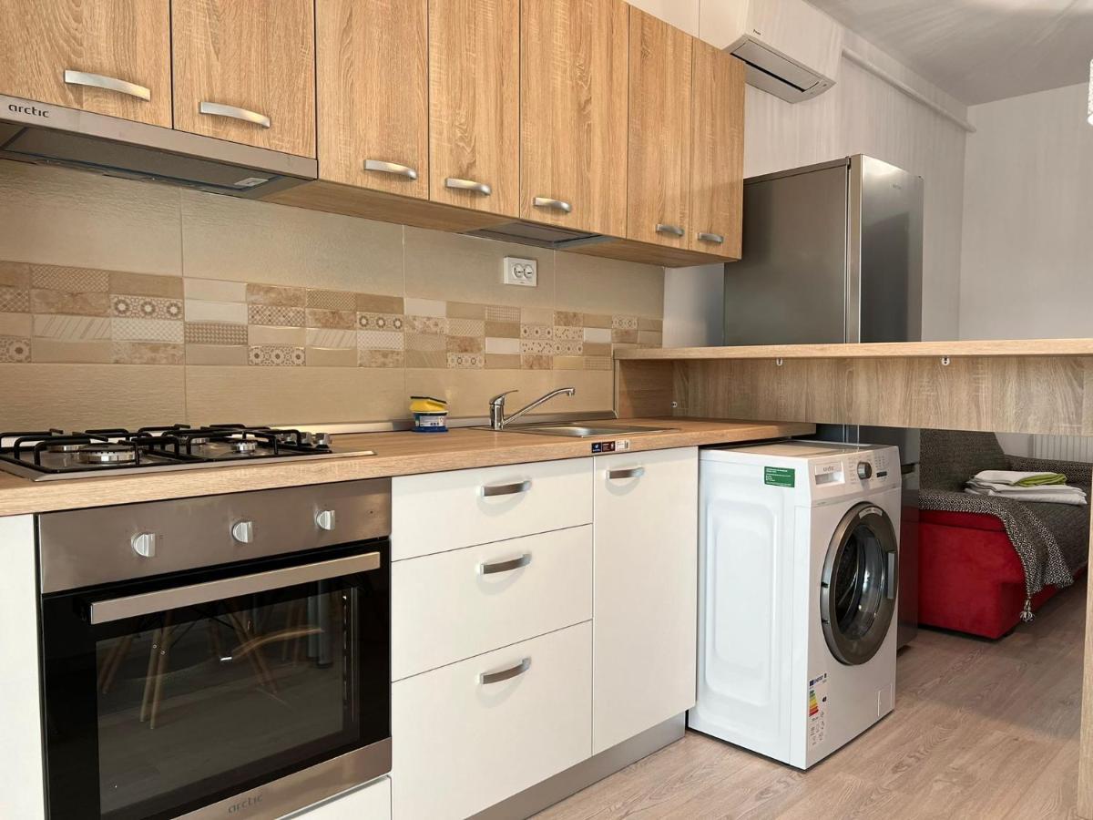 Studios & Apartments Palas By Glam At Lazar Towers Iasi Bagian luar foto