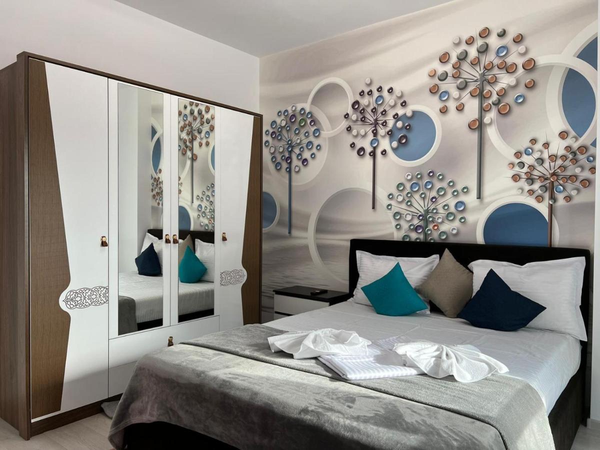 Studios & Apartments Palas By Glam At Lazar Towers Iasi Bagian luar foto
