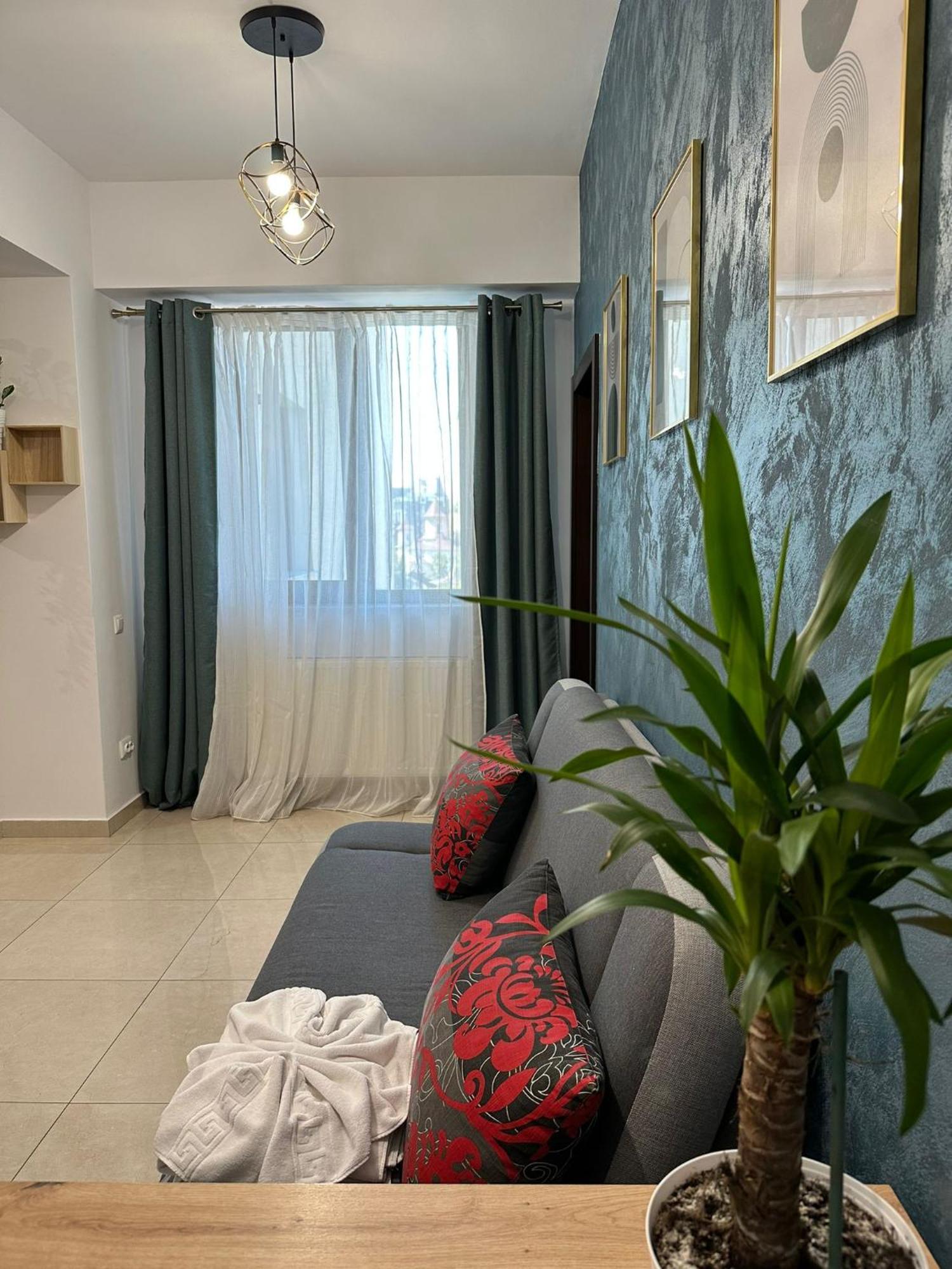Studios & Apartments Palas By Glam At Lazar Towers Iasi Bagian luar foto