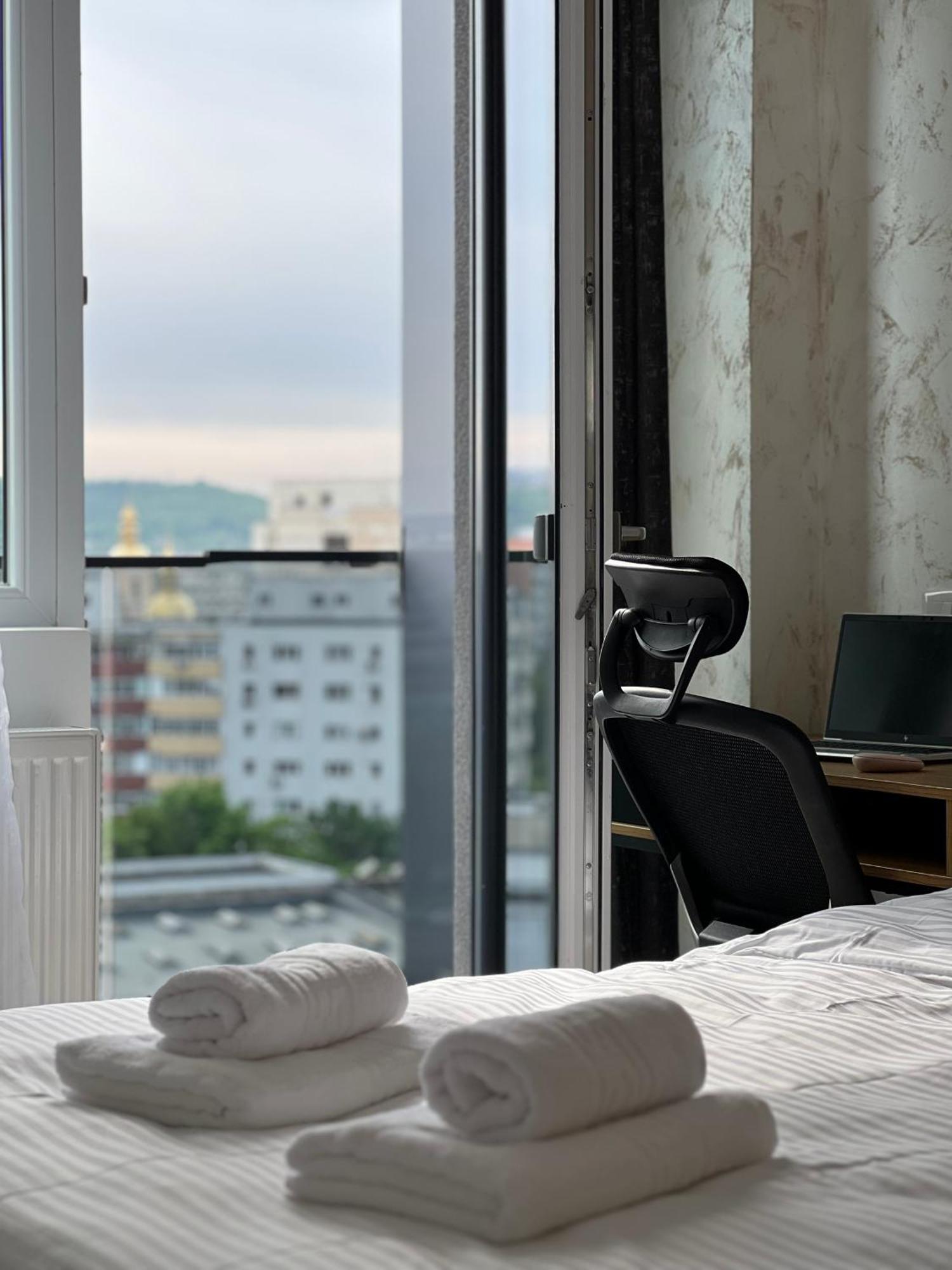 Studios & Apartments Palas By Glam At Lazar Towers Iasi Bagian luar foto