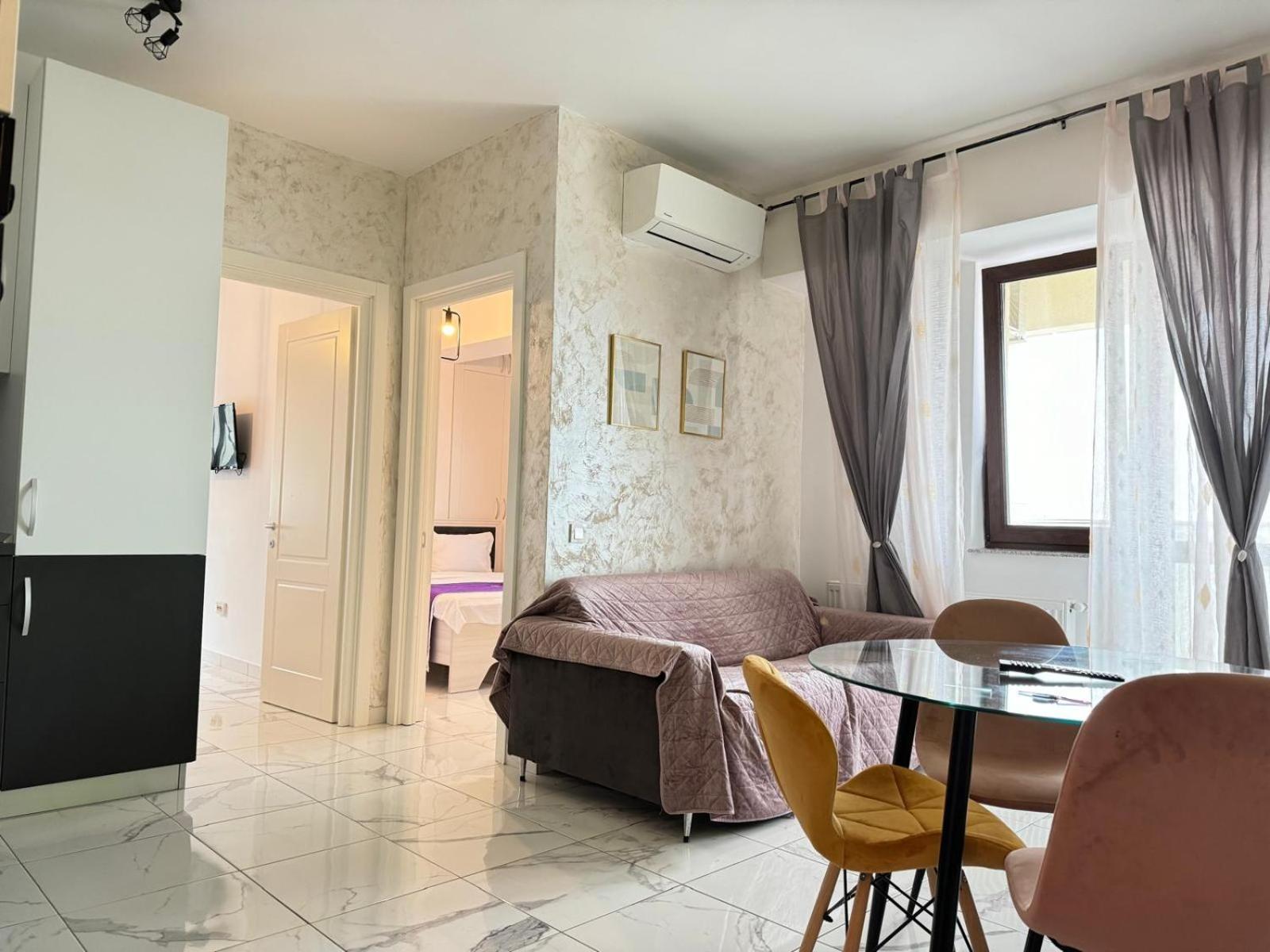 Studios & Apartments Palas By Glam At Lazar Towers Iasi Bagian luar foto