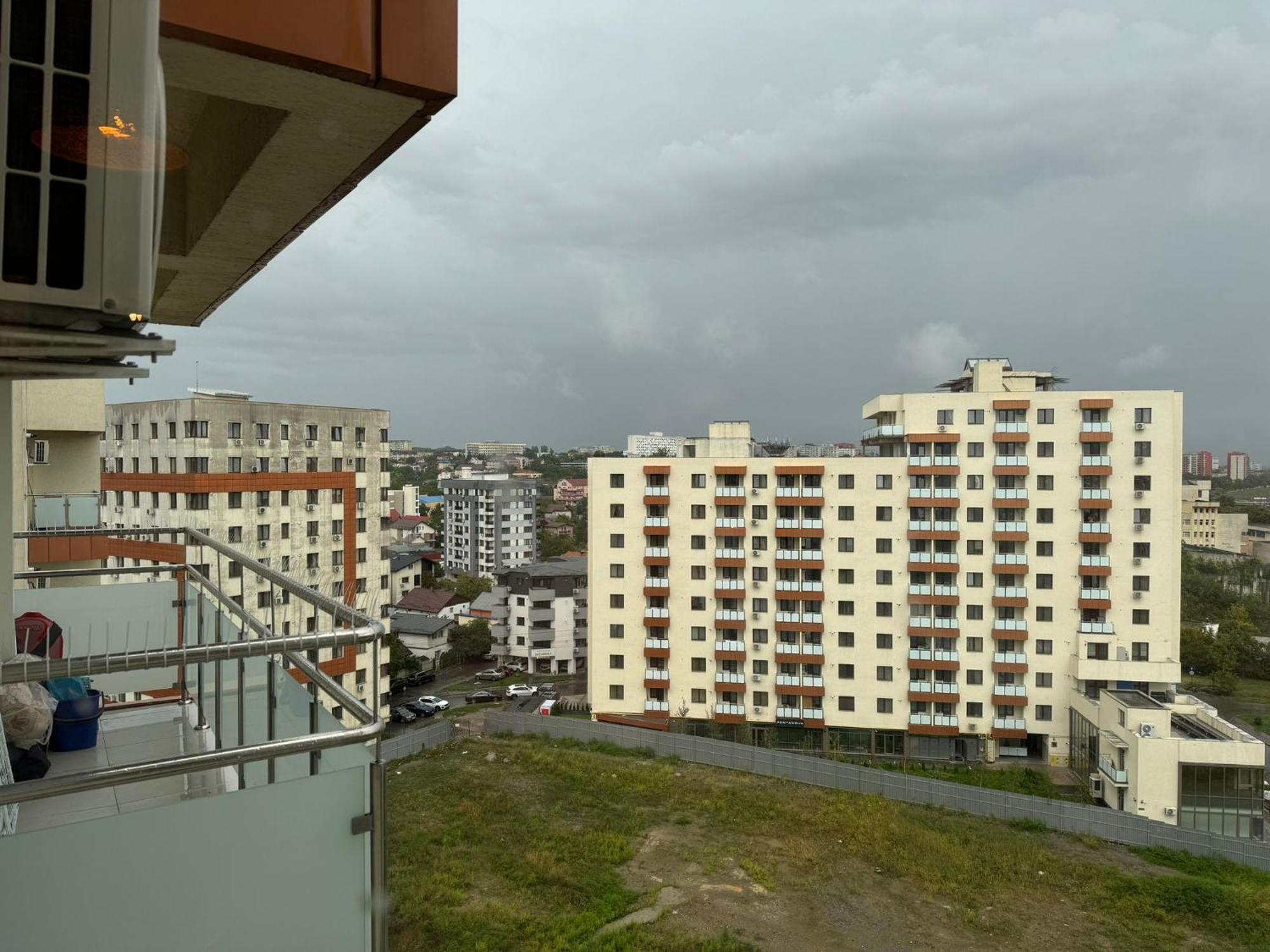 Studios & Apartments Palas By Glam At Lazar Towers Iasi Bagian luar foto